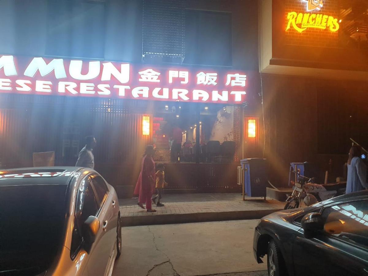 Space Luxury Rental Suites Rawalpindi Luaran gambar