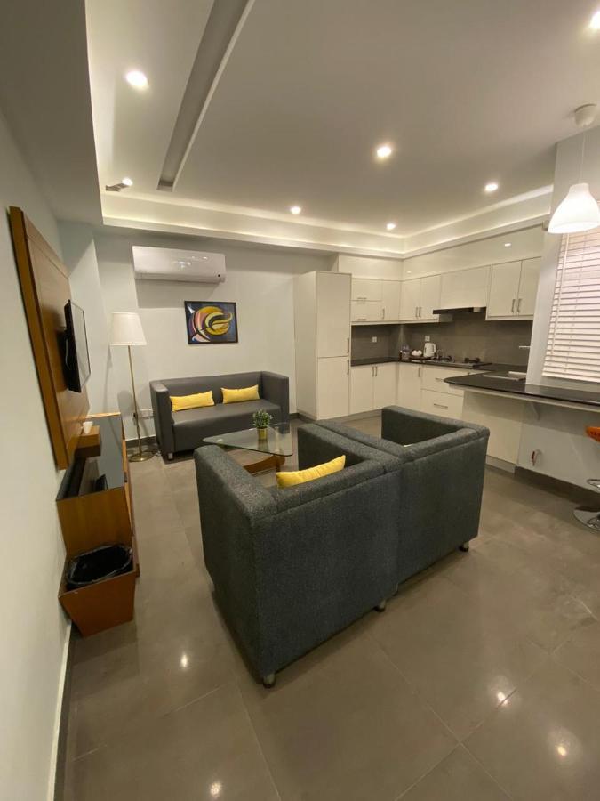 Space Luxury Rental Suites Rawalpindi Luaran gambar