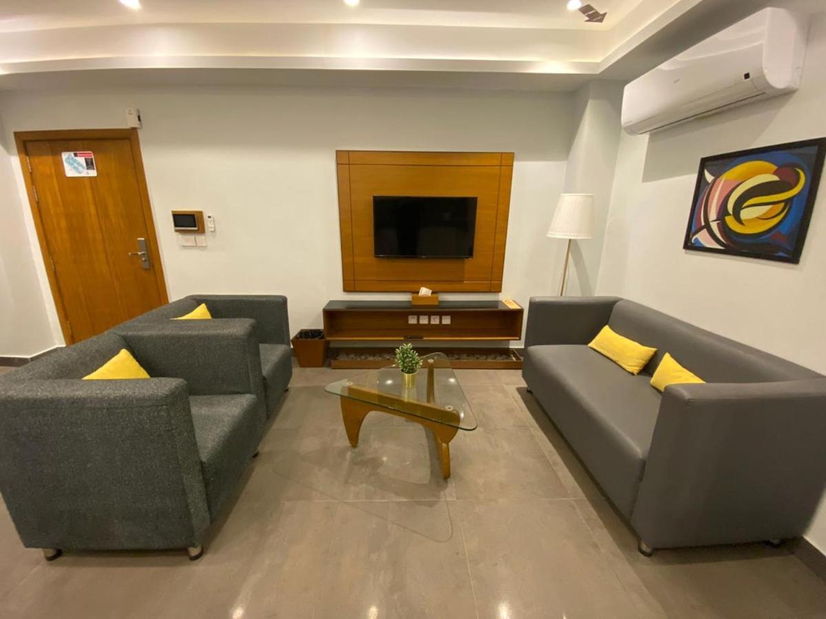 Space Luxury Rental Suites Rawalpindi Luaran gambar